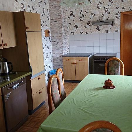 Ferienwohnung Linde - Marburg Biedenkopf Mit 5 Zimmer Und Balkon Frechenhausen Extérieur photo