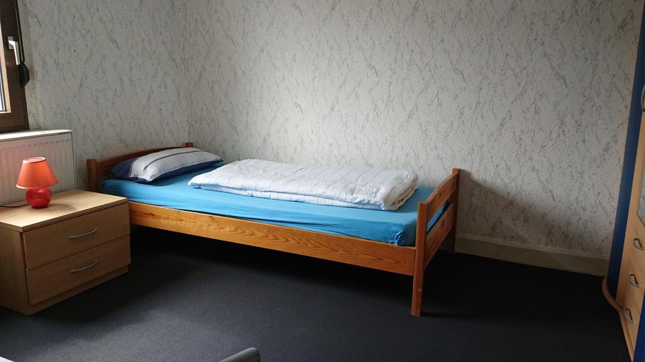 Ferienwohnung Linde - Marburg Biedenkopf Mit 5 Zimmer Und Balkon Frechenhausen Extérieur photo